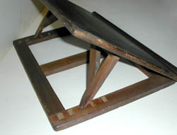 Country Dictionary Stand