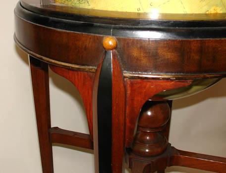 Replogle 16-Inch Terrestrial Floor Globe detail