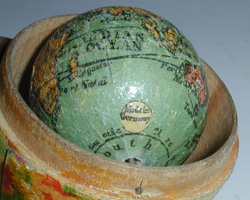 Egg Globe
