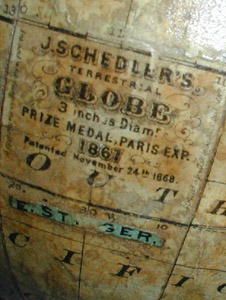 Globe cartouche