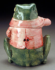 Frog-Form Majolica Humidor