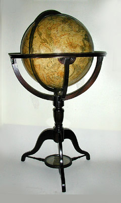 Jésus De Cire Sous Globe Gye 54113 Collection - Antiquité - Art