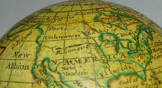 Correct Globe pocket globe detail