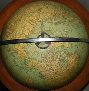Replogle Globes Inc. 16-Inch Terrestrial Floor Globe, detail