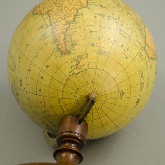 Smith & Son 6-Inch Terrestrial Table Globe, detail