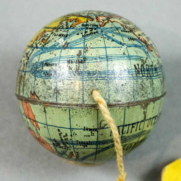 E.J. Schwabe Novelty Company 2-Inch Mailable Souvenir Terrestrial Globe, detail