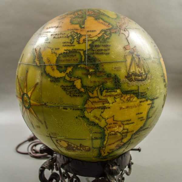 Hungarian 9.5-Inch Terrestrial Illuminated Globe, detail