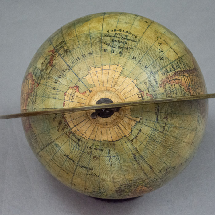 Heymann 4-Inch Terrestrial Table Globe, detail