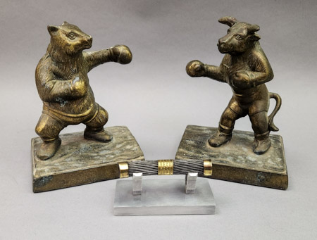 Bull and Bear Wall Street boxers